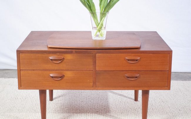 Mid-Century Kommode Fernsehschrank von Kai Kristiansen Teak