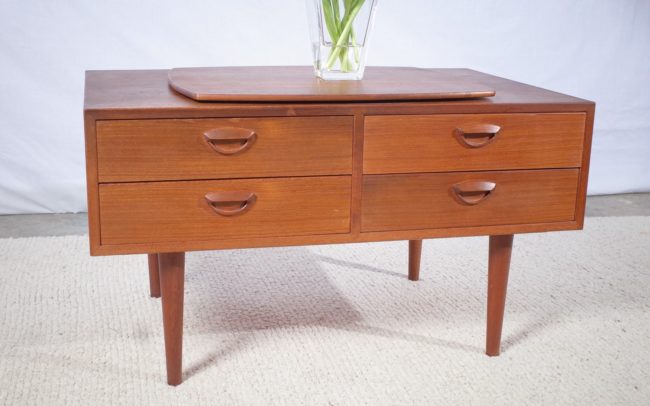 Mid-Century Kommode Fernsehschrank von Kai Kristiansen Teak