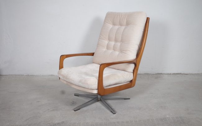 Eugen Schmidt Sessel mit Hocker Mid Century Vintage